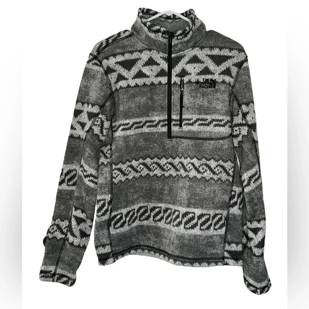 The North Face Gordon Lyons 1/4 Zip Gray Aztec Pullover Men’s Size Small Outdoor